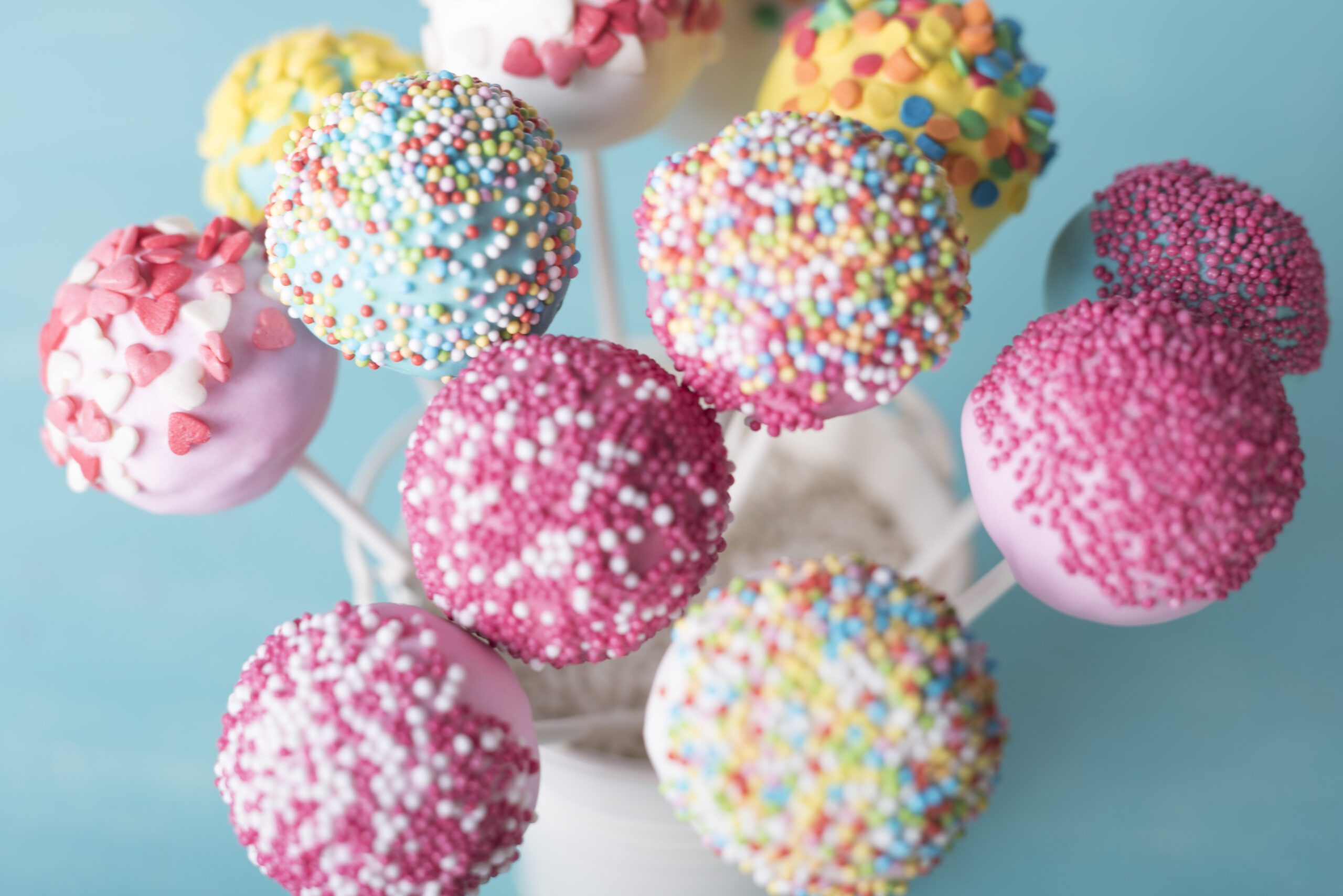 How to Make Cake Pops: Simple Recipe